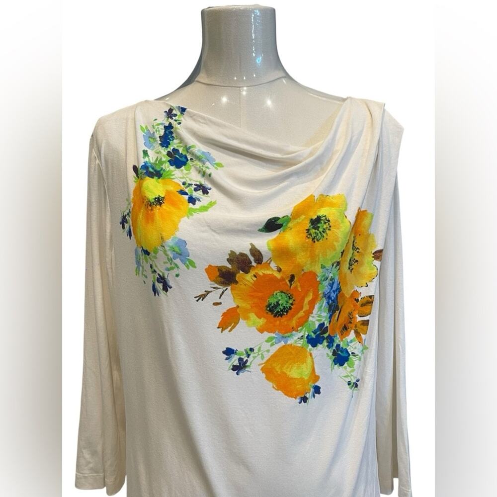 St.John Floral Print White Top Size:L - Picture 3 of 7
